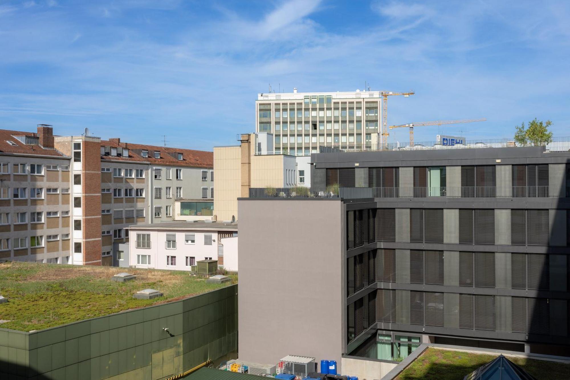 Sheraton Carlton Nuernberg Exterior photo The new campus